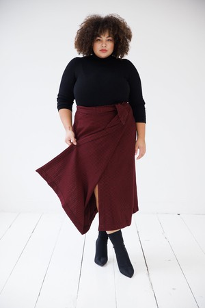 NEW! Wool Wrap Skirt Cocoon Maxi Black Red from JULAHAS