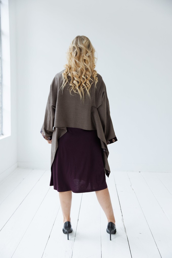 NEW! Wool Cape Coat Cocoon Taupe from JULAHAS