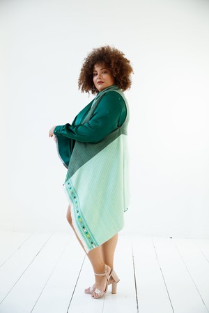 JULAHAS+ Light Wool Cape Fusion Green Plus from JULAHAS