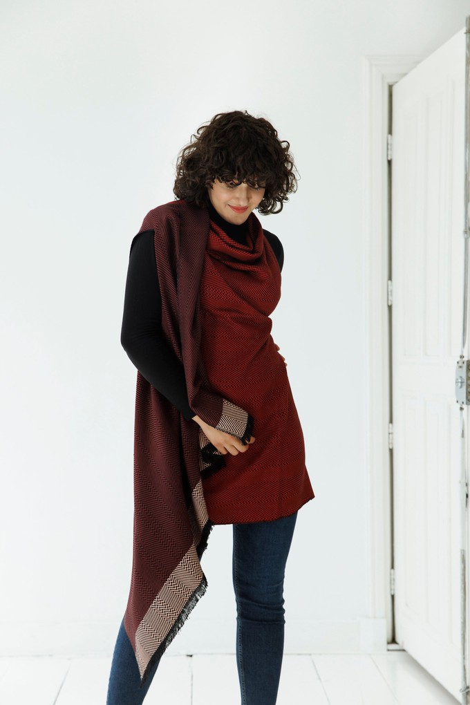 NEW! COTTON CAPE Fresh Beet from JULAHAS