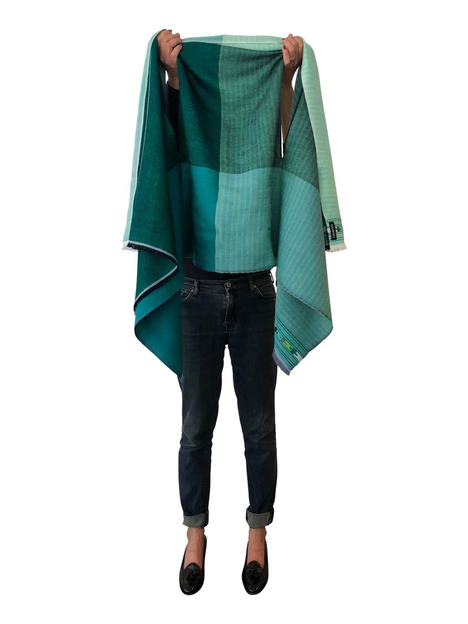 JULAHAS+ Light Wool Cape Fusion Green Plus from JULAHAS