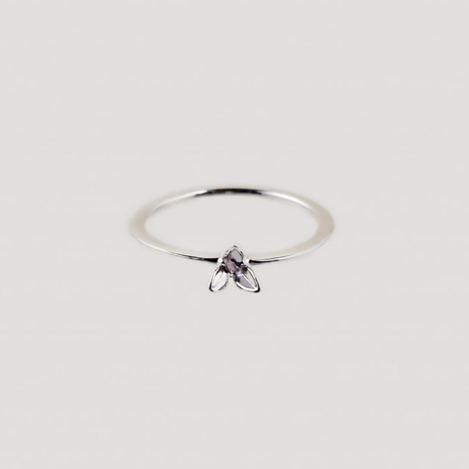 Lily ring silver SALE from Julia Otilia