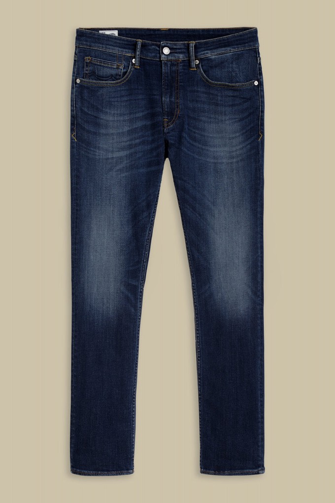RYAN | CLEAN MEDIUM USED from Kings of Indigo RYAN | CLEAN MEDIUM USED from Kings of Indigo