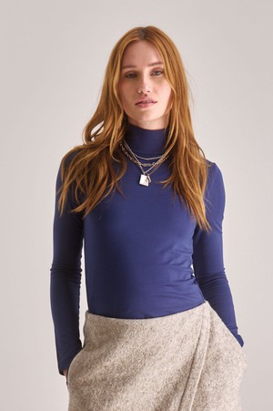 SKINILLA Modal Top - Navy from KOMODO