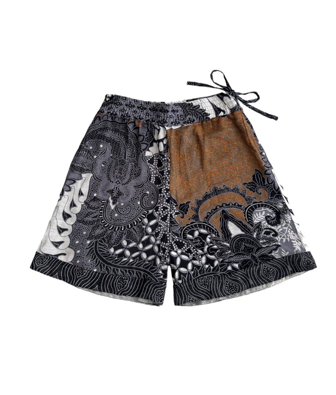 MAYA - Organic Cotton Shorts Batik print from KOMODO