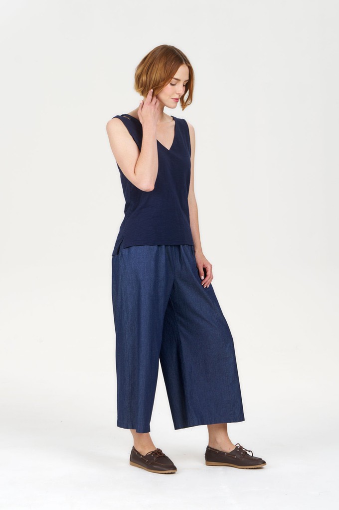 SANDER Organic Ramie Cotton Vest - navy from KOMODO