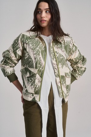 VIVI - Organic Cotton Bomber Print - Green Wave from KOMODO