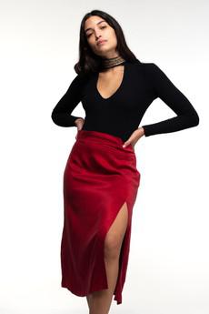 Venere Skirt – Ruby via Kurinji