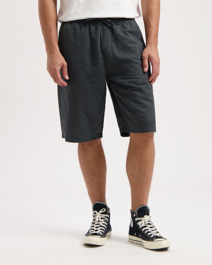 Tyler Linen Short from Kuyichi