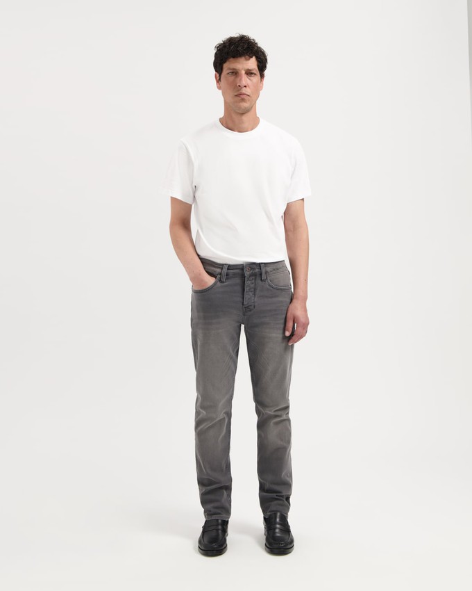 Jim Regular Slim Stone Grey from Kuyichi