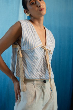 AY Unisex Reversible Bib from Lafaani