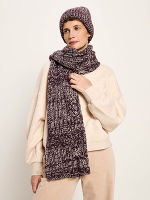 Knitted scarf (GOTS) from LANIUS