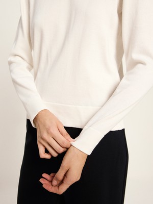 Round neck sweater (GOTS) from LANIUS