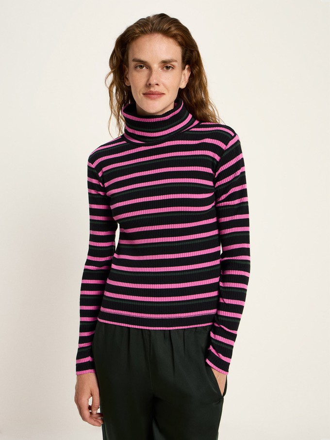 Turtleneck shirt in ribbed look (GOTS) from LANIUS