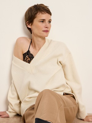 V-neck sweater (GOTS) from LANIUS