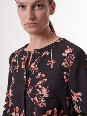 Blouse Print Winter Lotus from LANIUS