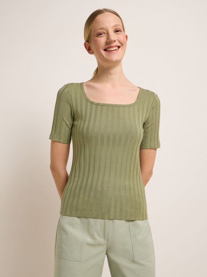 Half-sleeve shirt in ribbed look from LANIUS