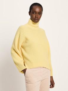 Ribbed sweater via LANIUS