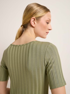 Half-sleeve shirt in ribbed look from LANIUS