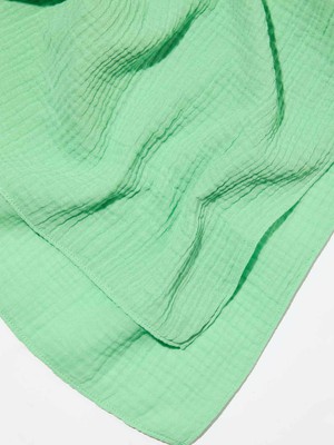 Scarf with structure from LANIUS