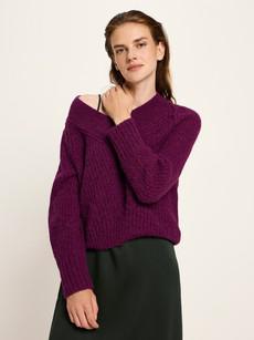 V-neck sweater via LANIUS