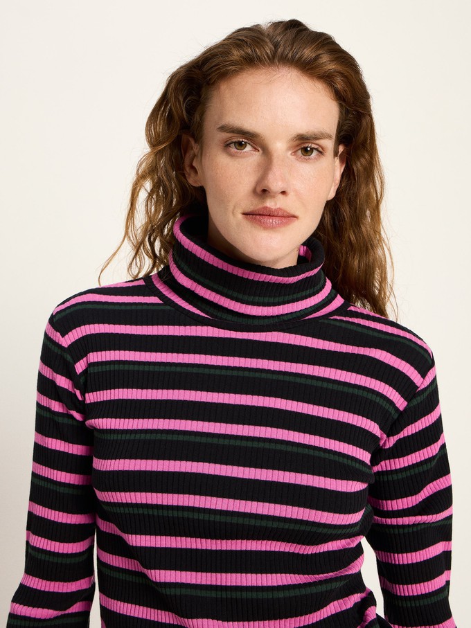 Turtleneck shirt in ribbed look (GOTS) from LANIUS