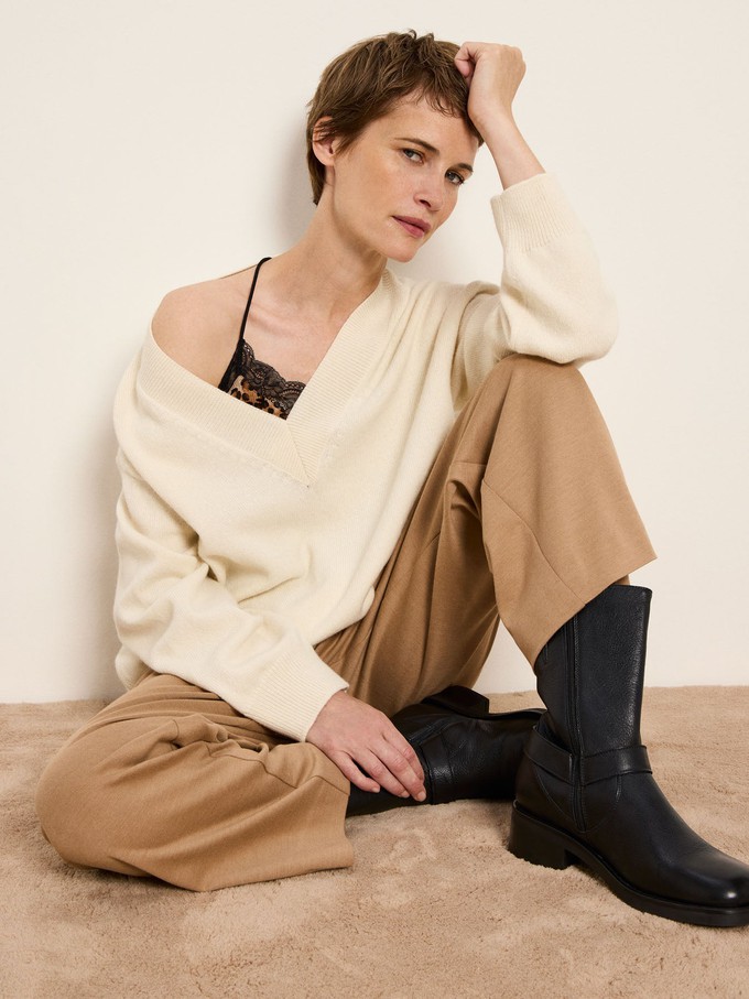 V-neck sweater (GOTS) from LANIUS