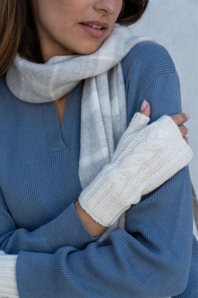Alpaca Wristwarmers from Lavender Hill Clothing