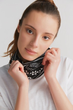9625-046 | Unisex Tube Scarf - Black/White from Leela Cotton