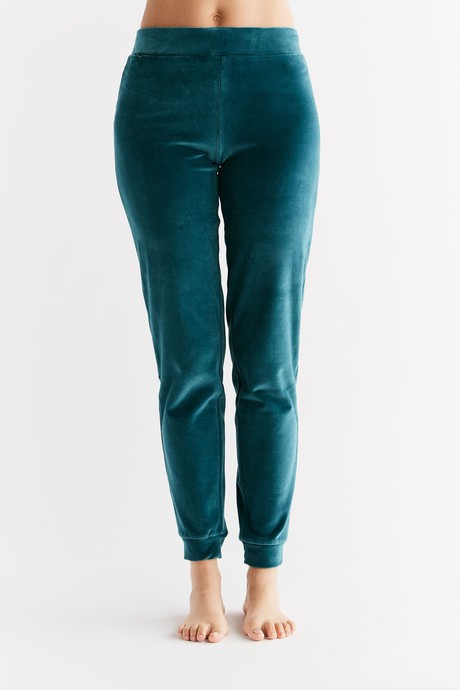 1466-063 | Women velour Pant - Fir from Leela Cotton