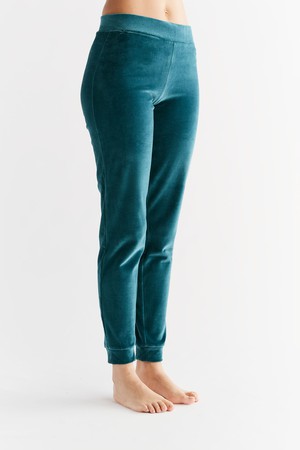 1466-063 | Women velour Pant - Fir from Leela Cotton