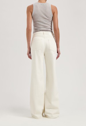 Sara High Loose Flow - Natural from Mud Jeans