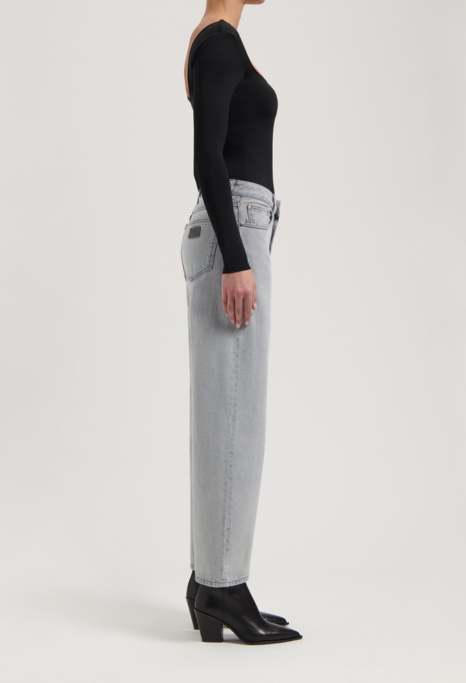 Brooke High Barrel - Light Grey from Mud Jeans