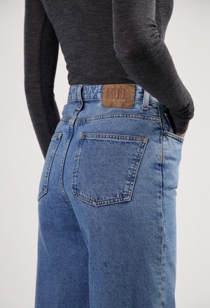 Sara High Loose - Stone Vintage from Mud Jeans