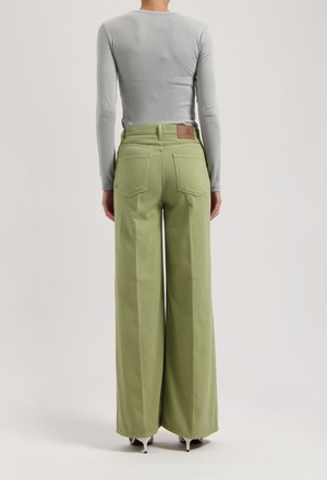 Sara High Loose Flow - Olive from Mud Jeans