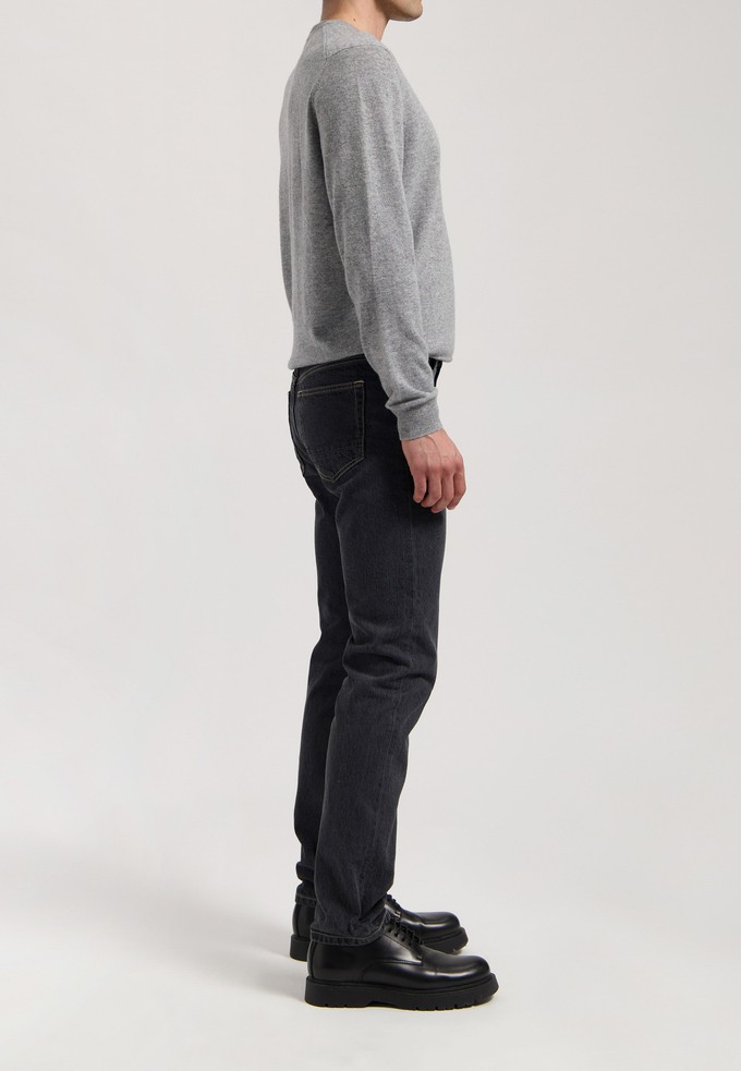 John Mid Straight - Medium Black from Mud Jeans