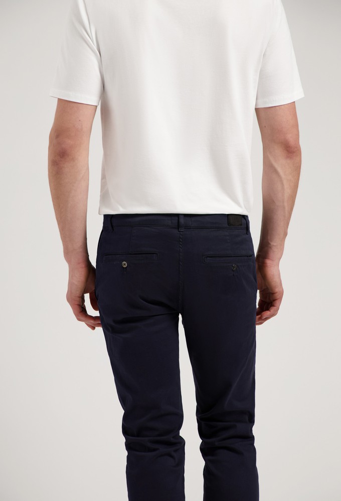Scott Mid Tapered - Dark Navy from Mud Jeans