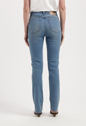 Logan High Slim - Earth Faded from Mud Jeans