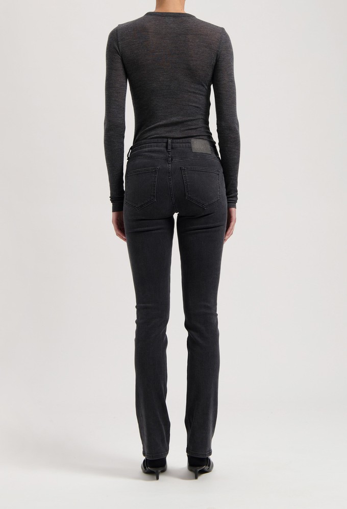 Faye Low Slim - Stone Black from Mud Jeans