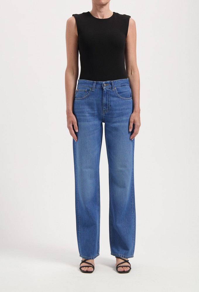 Jamie Mid Loose Flow - Medium Vintage Stone from Mud Jeans