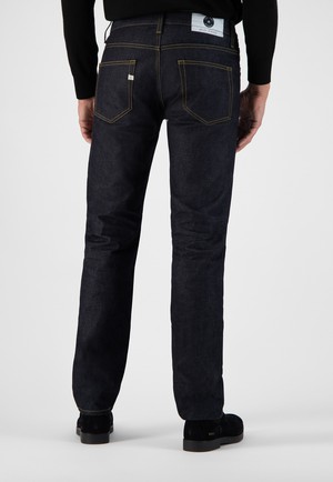 Regular Bryce - Dry Spirit from Mud Jeans