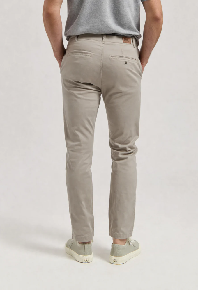 Scott Mid Tapered - Pebbles from Mud Jeans