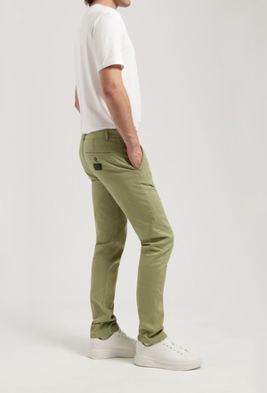 Scott Mid Tapered - Rustic Green from Mud Jeans