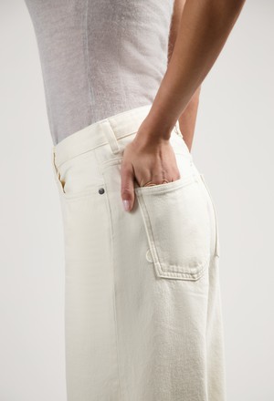 Sara High Loose Flow - Natural from Mud Jeans