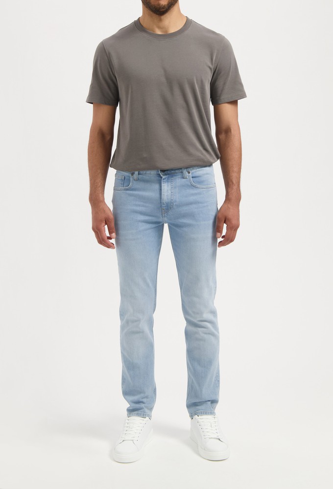 Bryce Mid Straight - Light Aged from Mud Jeans