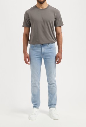Bryce Mid Straight - Light Aged from Mud Jeans