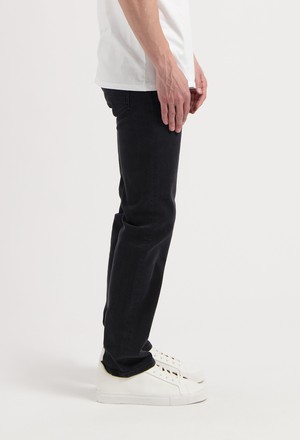 Bryce Mid Straight - Stone Black from Mud Jeans