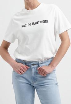 Robin Tee - White via Mud Jeans