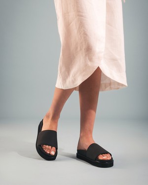 OKINA Black from NAE Vegan Shoes