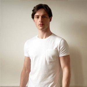Everyday Single Pocket T-Shirt from ONE Essentials